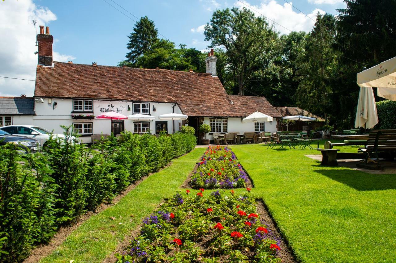 The Withies Inn Godalming Buitenkant foto