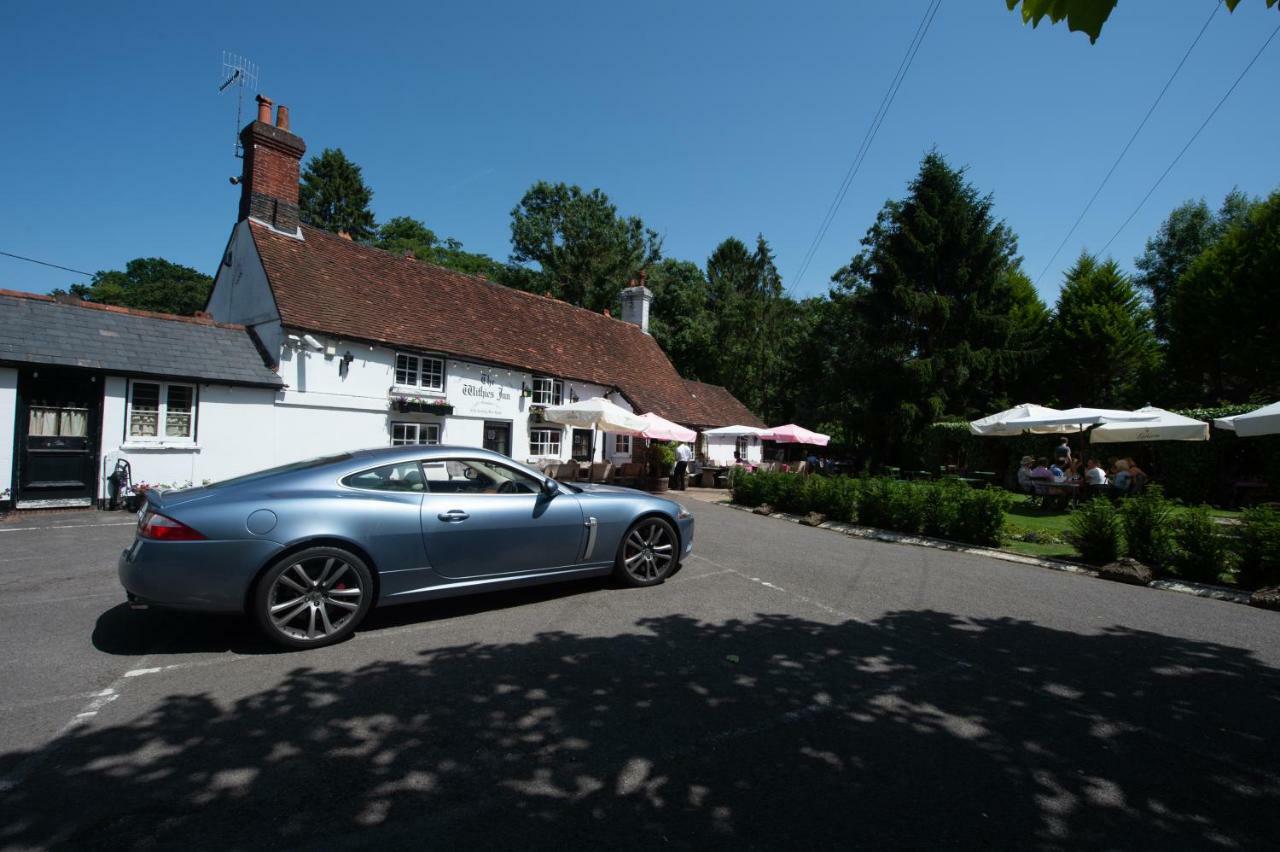 The Withies Inn Godalming Buitenkant foto