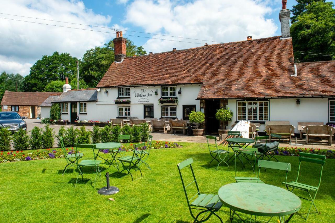 The Withies Inn Godalming Buitenkant foto